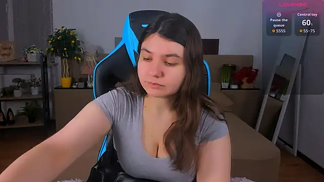 Viola  Shy online show from 02/02/26, 08:52