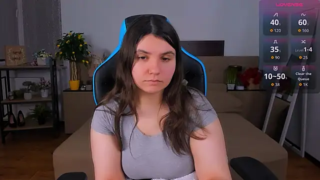 Viola  Shy online show from 02/05/26, 09:21