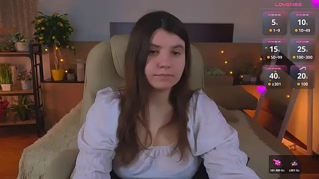 Viola  Shy online show from 05/17/26, 08:20
