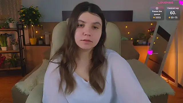 Viola  Shy online show from 05/10/26, 08:11