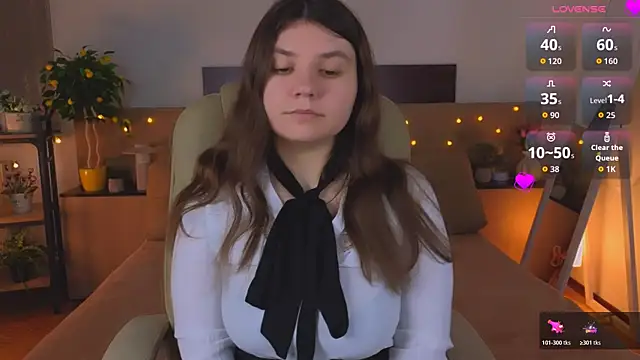 Viola  Shy online show from 04/09/26, 08:26