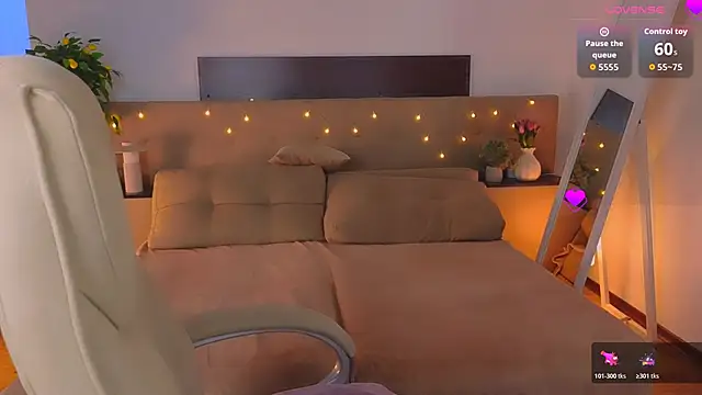 Viola  Shy online show from 04/06/26, 04:46