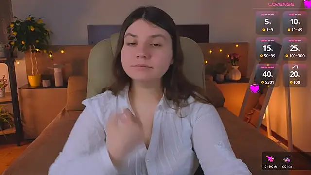 Viola  Shy online show from 04/06/26, 09:05