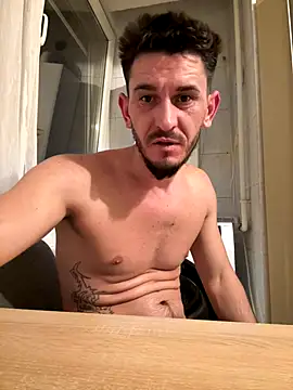 brokenangel2024 online show from 11/07/25, 10:13