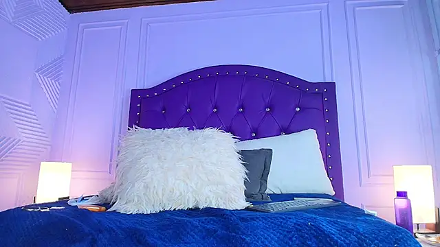 Snapshot of sarah_banks1 chatting on 02/23/26, 03:08 sarah banks1 online show from 02/23/26, 03:08