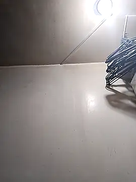 Snapshot of AvaChannel chatting on 11/19/25, 12:38 AvaChannel online show from 11/19/25, 12:38