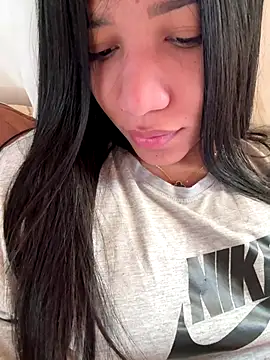 Alissarhys26 online show from 12/18/25, 02:32