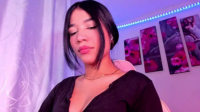 Alissarhys26 online show from 02/15/25, 09:28