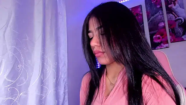 Alissarhys26 online show from 12/04/24, 01:25