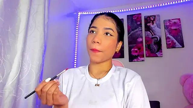 Alissarhys26 online show from 12/29/24, 03:44