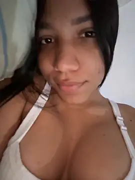 Alissarhys26 online show from 11/04/25, 01:59