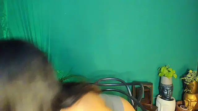 Snapshot of Anne_Babb chatting on 01/22/25, 12:27 Anne Babb online show from 01/22/25, 12:27