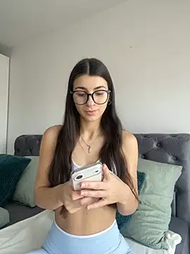 Wildberry  online show from 02/10/26, 12:59