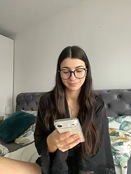 Wildberry  online show from 02/02/26, 08:57