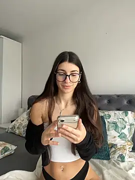 Wildberry  online show from 03/21/26, 08:30