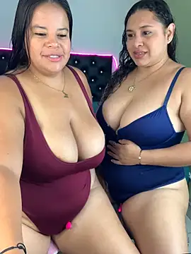 twocurvylatins online show from 05/18/26, 10:20