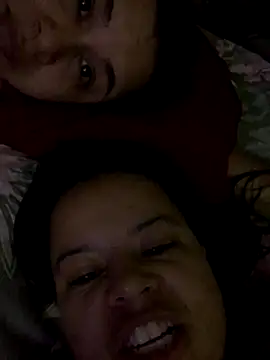 twocurvylatins online show from 09/28/25, 05:20