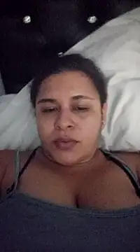 twocurvylatins online show from 03/02/25, 11:17