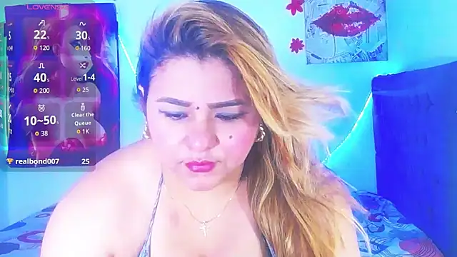 Snapshot of Charlotte_mh chatting on 11/21/25, 05:34 Charlotte mh online show from 11/21/25, 05:34