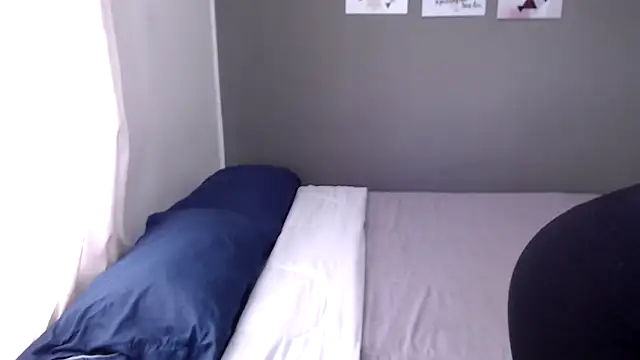 kiim 1 online show from 10/19/25, 08:33