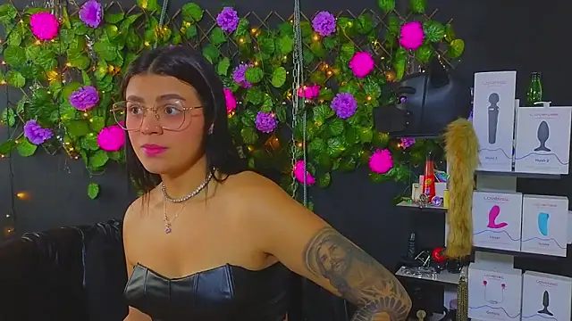 Sweett Mollyy online show from 06/30/26, 05:46