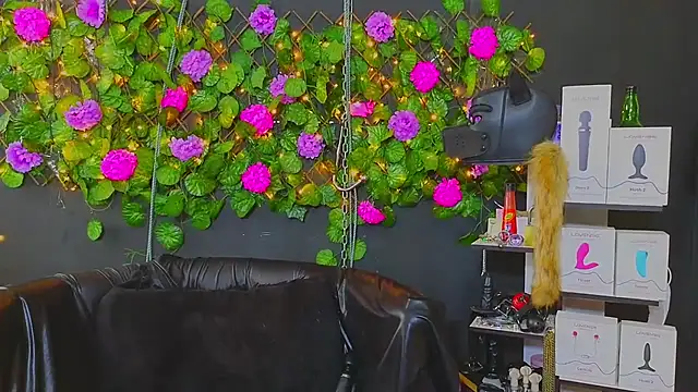Sweett Mollyy online show from 07/04/26, 05:39