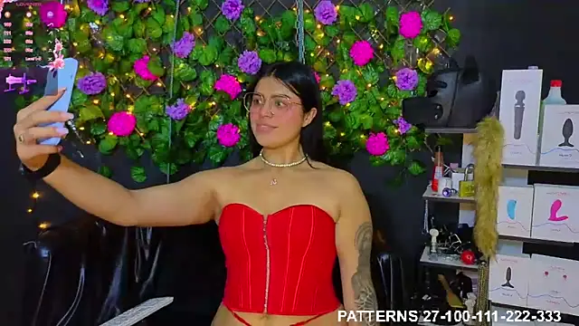 Sweett Mollyy online show from 04/14/26, 11:10