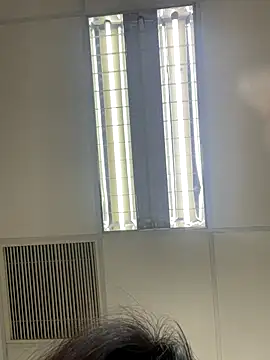 Lin SiYee online show from 10/27/25, 06:36