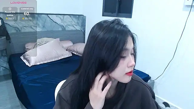 Lin SiYee online show from 11/20/25, 12:39