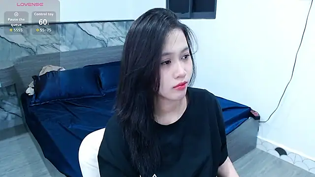 Lin SiYee online show from 11/25/25, 05:57