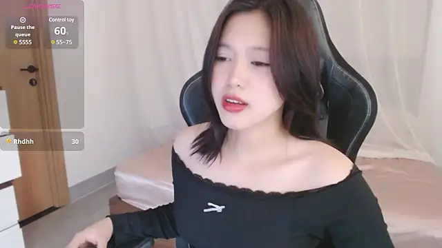 Lin SiYee online show from 03/06/25, 04:52