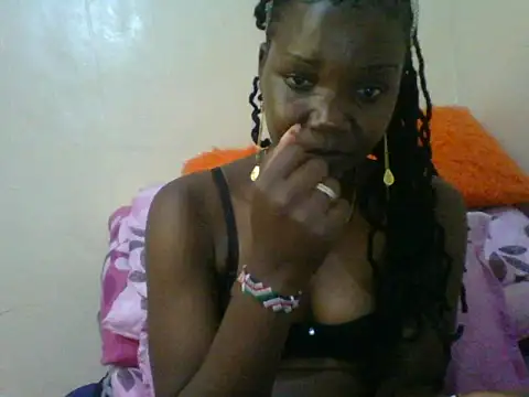 Snapshot of girltotok chatting on 10/19/25, 05:05 girltotok online show from 10/19/25, 05:05