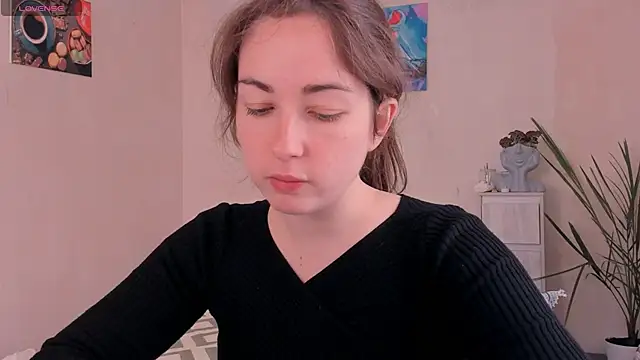 cClandesTina online show from 11/01/25, 10:53