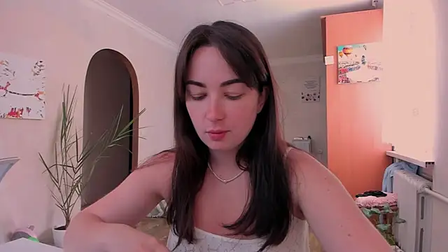 cClandesTina online show from 06/25/26, 03:06