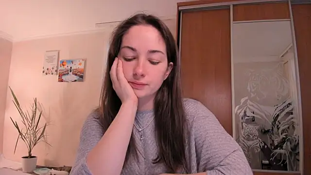 Snapshot of cClandesTina chatting on 09/09/25, 03:54 cClandesTina online show from 09/09/25, 03:54