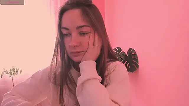 Snapshot of cClandesTina chatting on 03/18/25, 10:17 cClandesTina online show from 03/18/25, 10:17