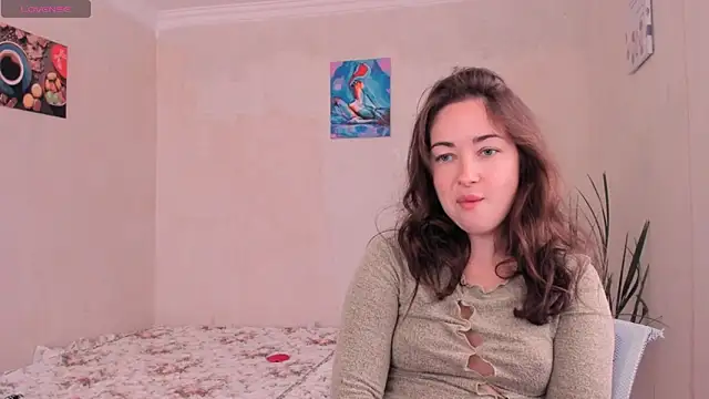 Snapshot of cClandesTina chatting on 10/06/25, 08:15 cClandesTina online show from 10/06/25, 08:15