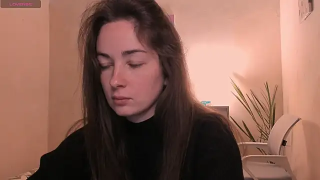 cClandesTina online show from 11/09/25, 09:52