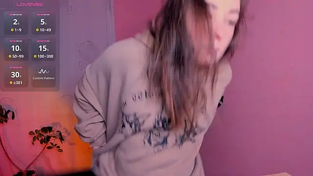 Snapshot of cClandesTina chatting on 03/21/25, 08:40 cClandesTina online show from 03/21/25, 08:40