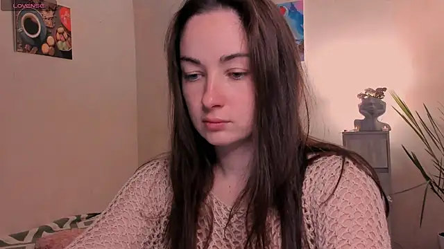 Snapshot of cClandesTina chatting on 10/27/25, 09:49 cClandesTina online show from 10/27/25, 09:49