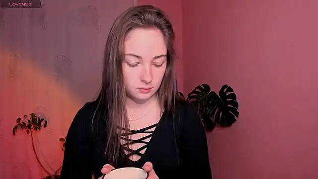 Snapshot of cClandesTina chatting on 03/19/25, 08:32 cClandesTina online show from 03/19/25, 08:32