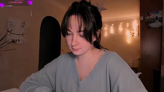 cClandesTina online show from 03/29/26, 09:27