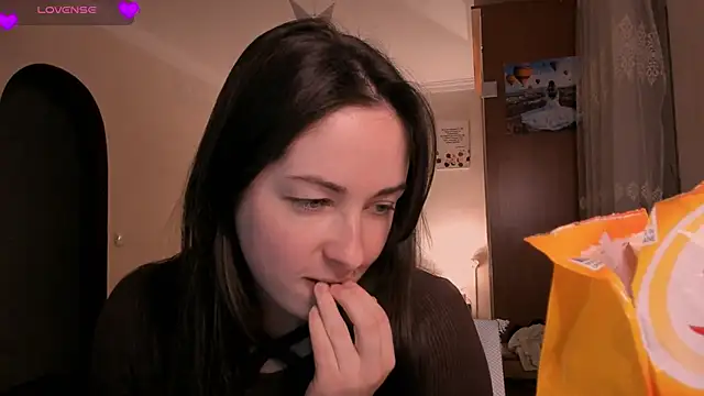 cClandesTina online show from 02/20/26, 10:12