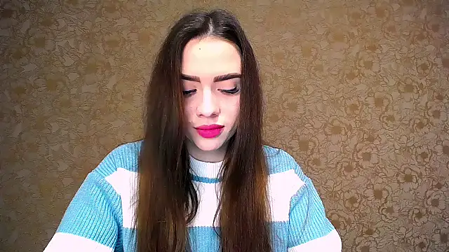  your fantasy girl online show from 01/28/25, 05:03