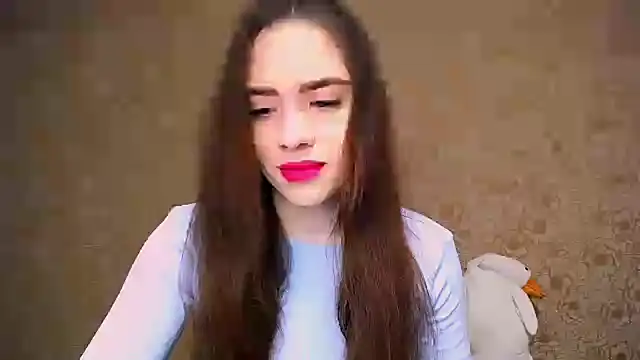  your fantasy girl online show from 03/18/25, 12:28