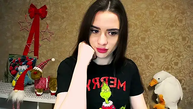  your fantasy girl online show from 01/01/25, 01:58