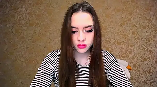  your fantasy girl online show from 03/19/25, 07:38