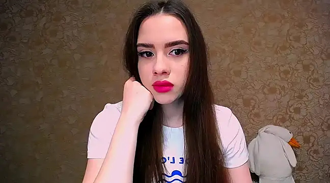  your fantasy girl online show from 03/20/25, 01:59