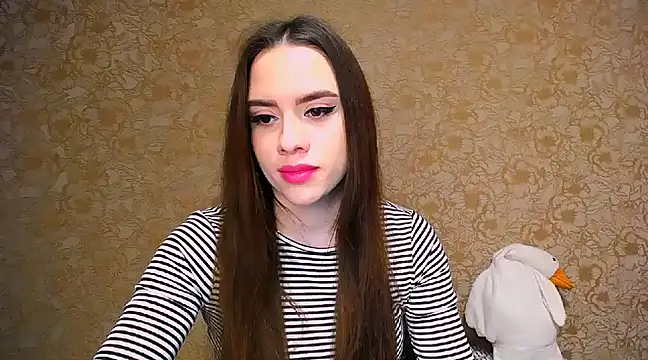  your fantasy girl online show from 03/19/25, 10:42