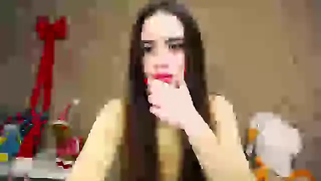  your fantasy girl online show from 12/28/24, 08:15